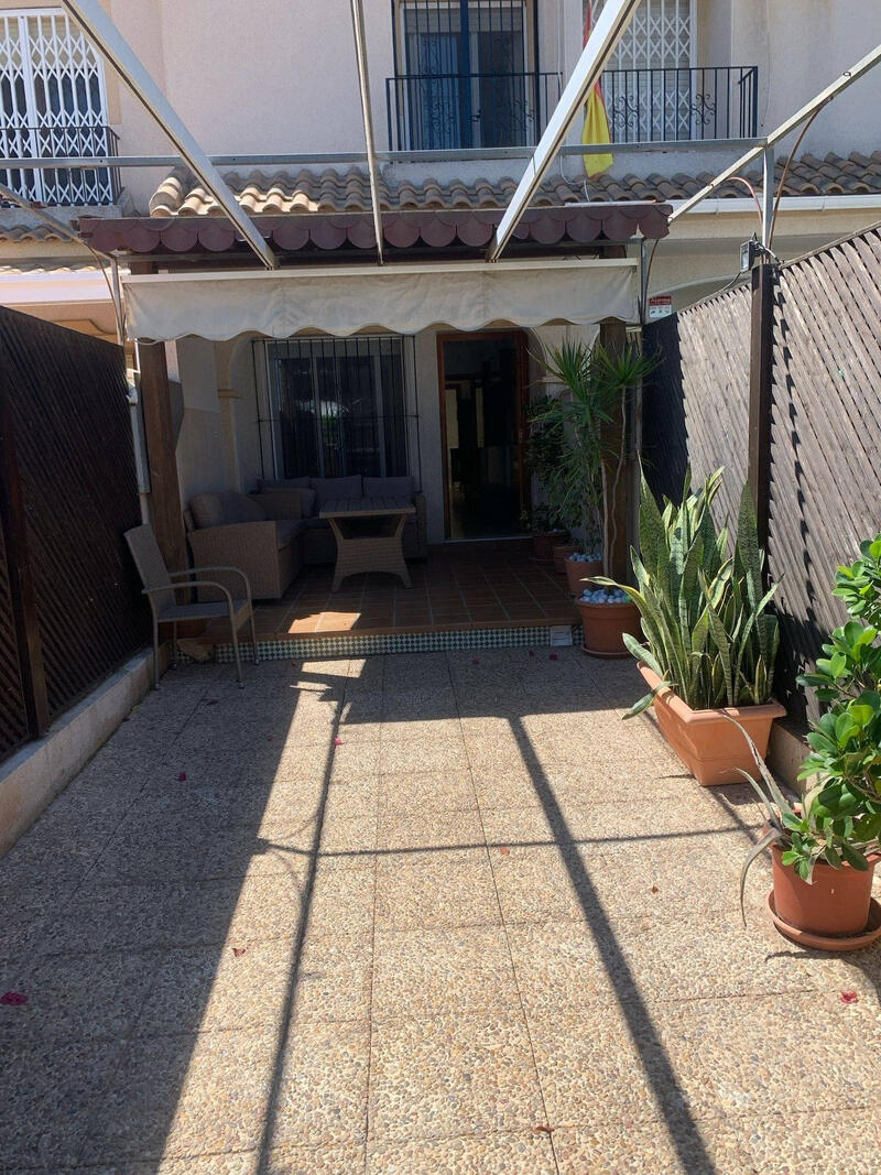 2 Schlafzimmer Duplex zu verkaufen