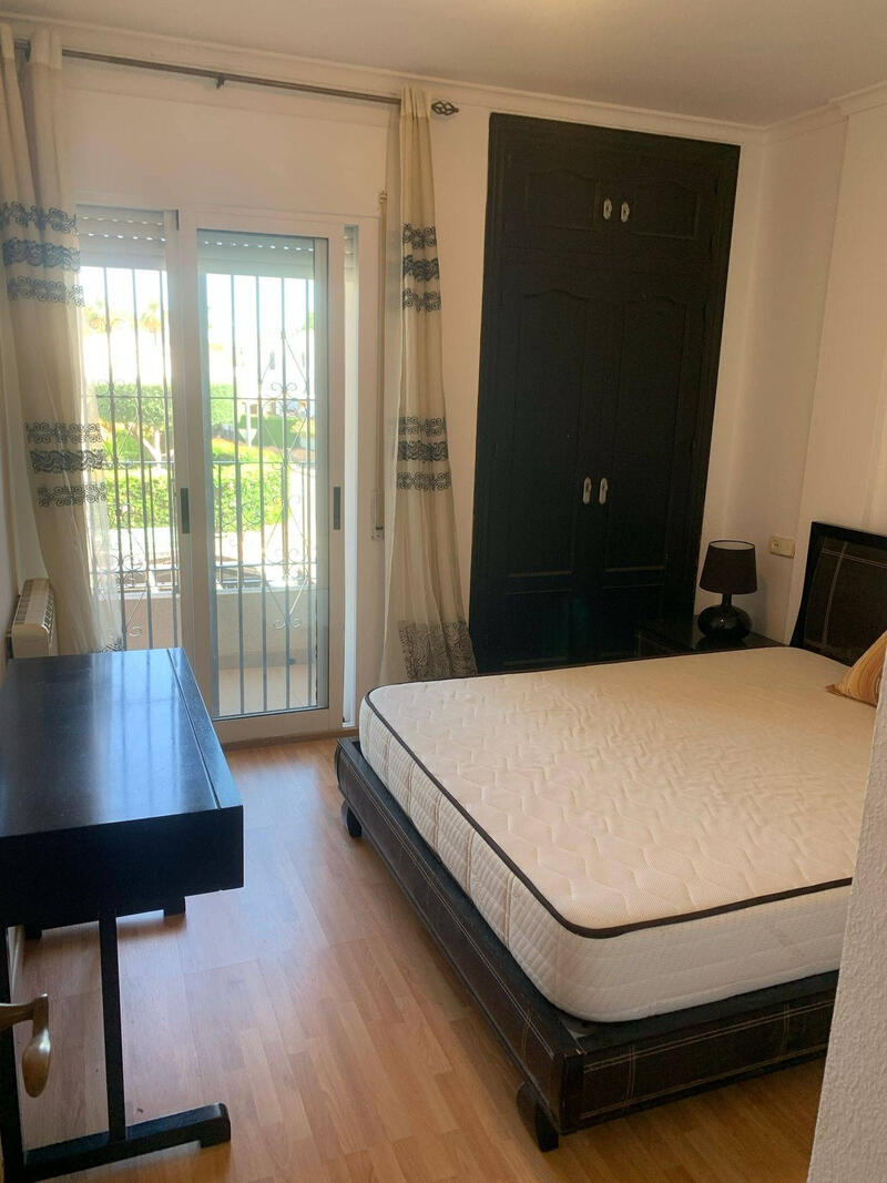 2 Schlafzimmer Duplex zu verkaufen