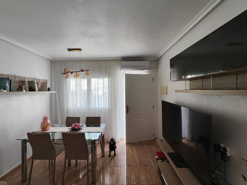 2 Schlafzimmer Villa zu verkaufen