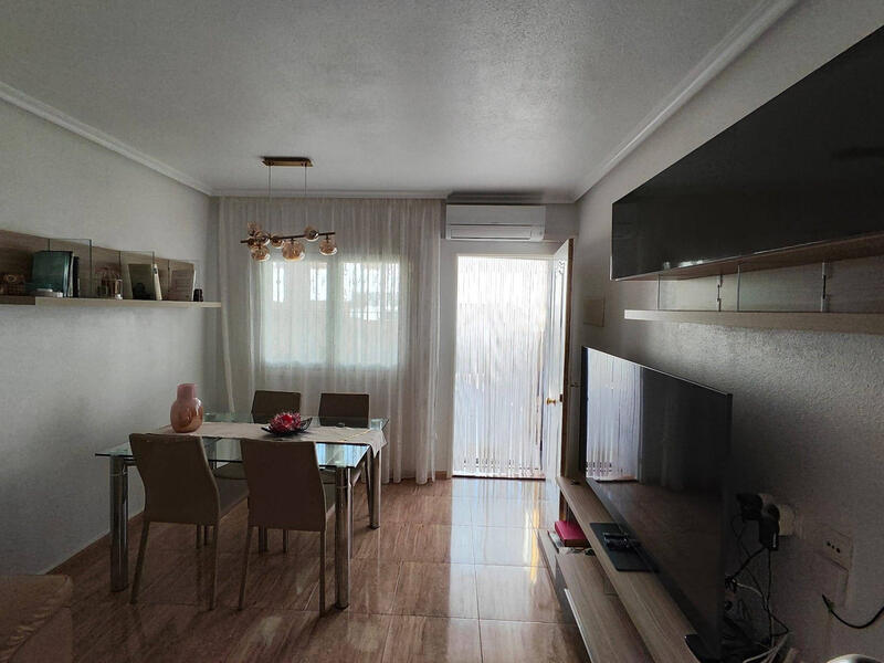 2 Schlafzimmer Villa zu verkaufen