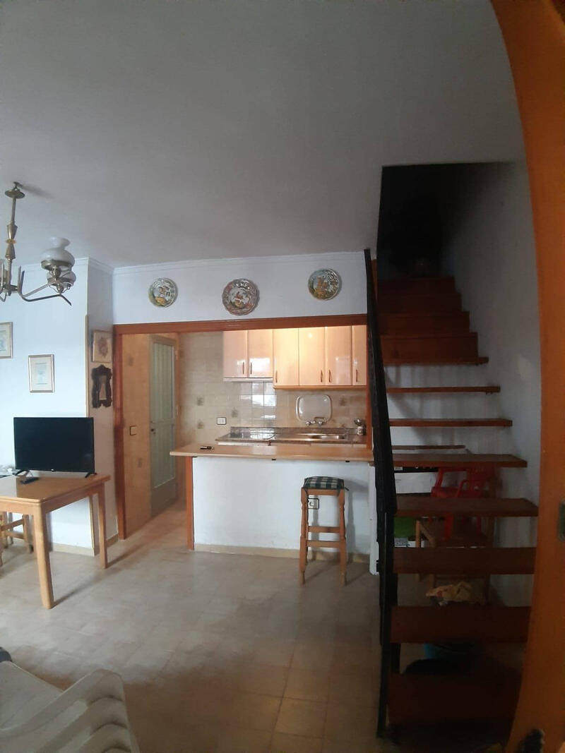2 slaapkamer Gezinswoning Te koop