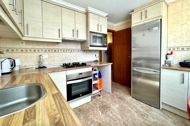 3 bedroom Apartment for sale