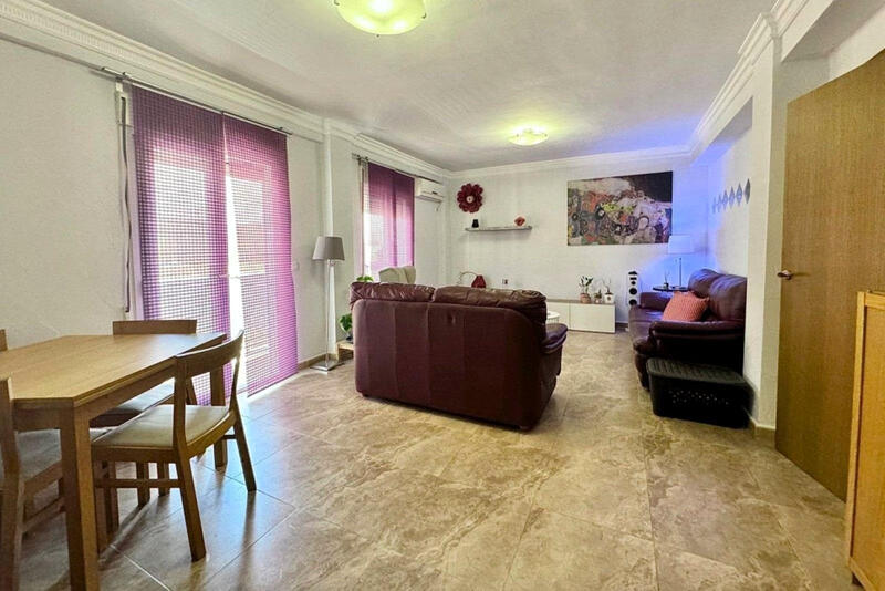 3 bedroom Apartment for sale
