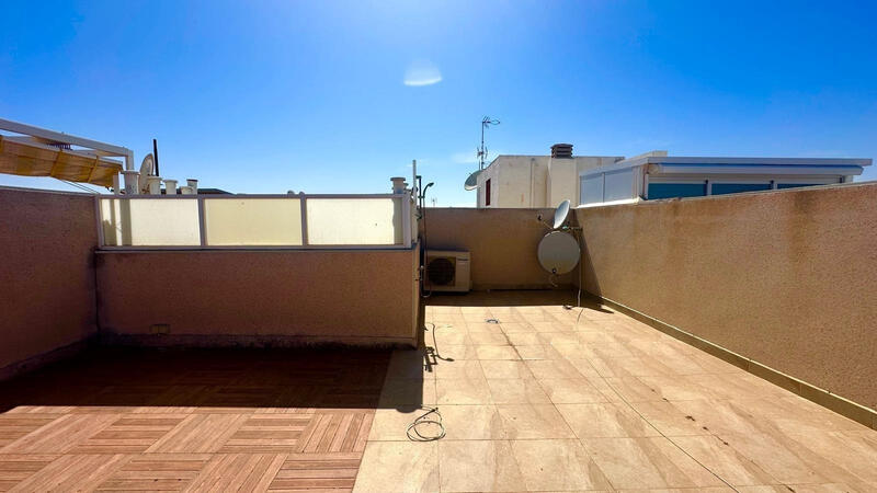 2 slaapkamer Appartement Te koop