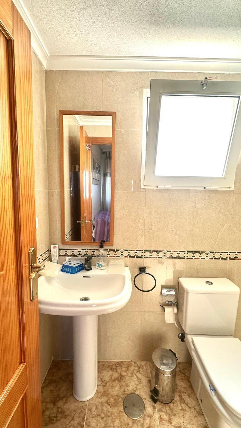2 slaapkamer Appartement Te koop