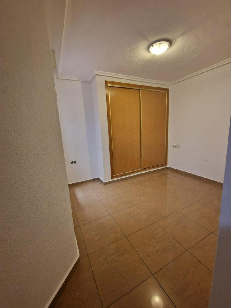 2 slaapkamer Appartement Te koop
