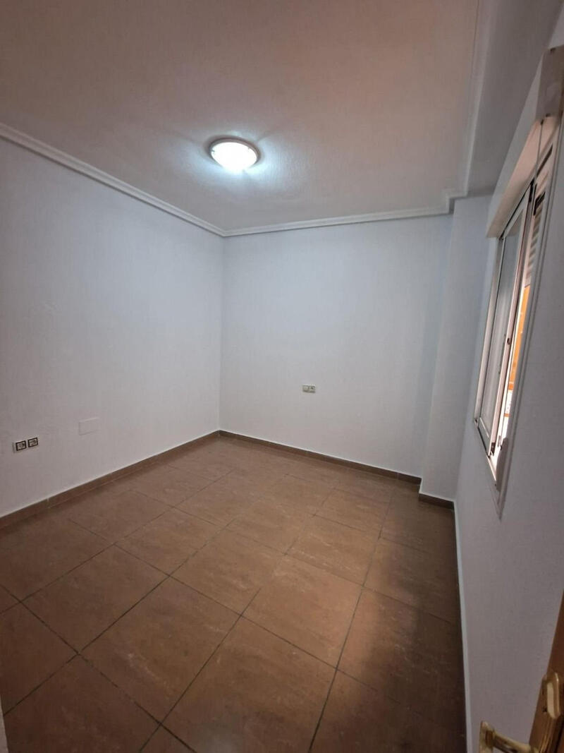 2 slaapkamer Appartement Te koop