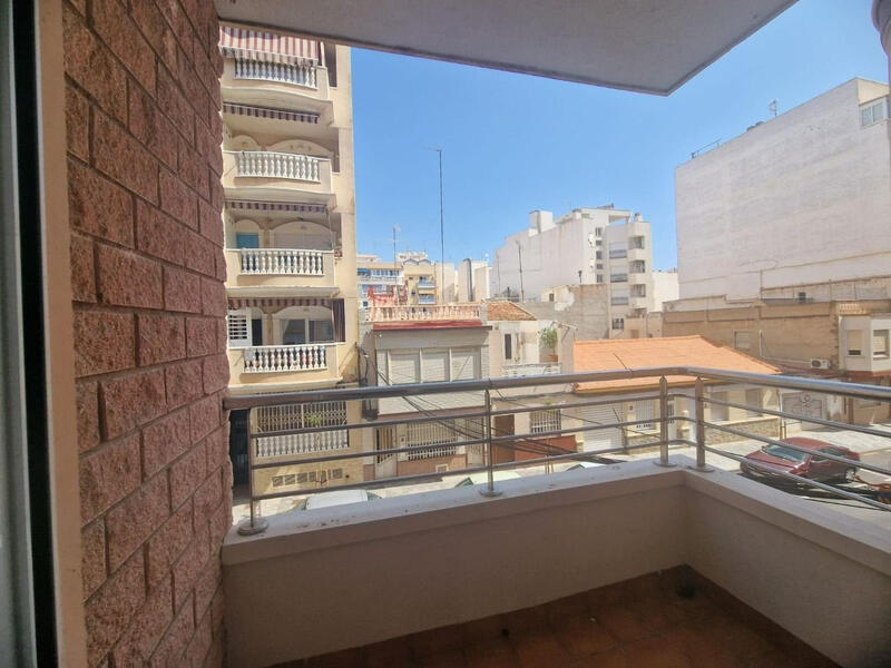 2 slaapkamer Appartement Te koop