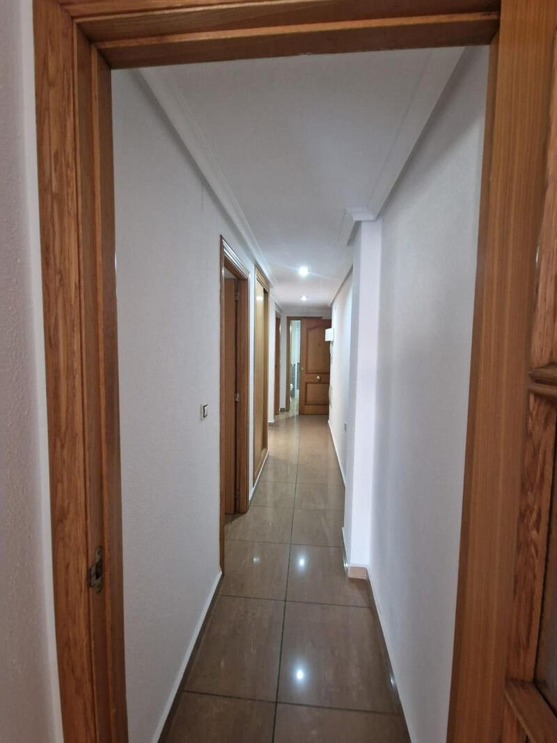 2 slaapkamer Appartement Te koop