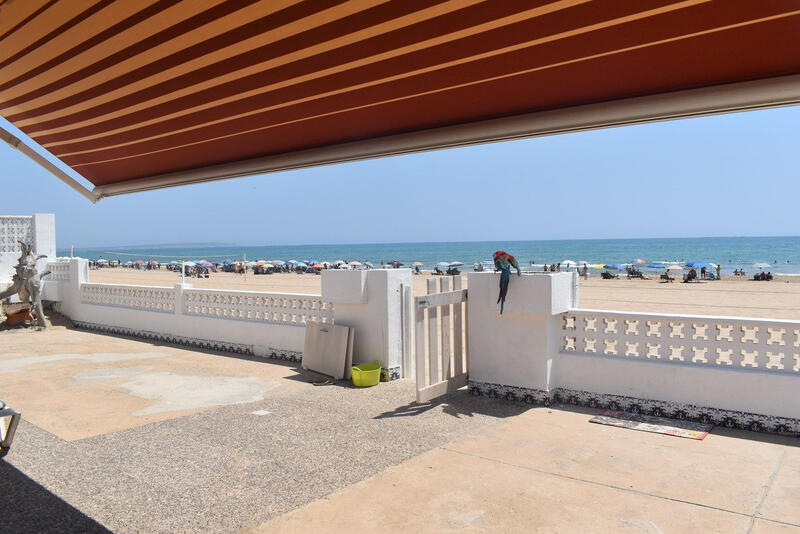 Villa til salgs i Guardamar del Segura, Alicante