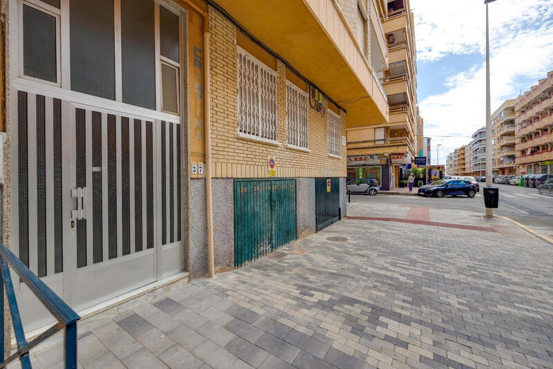 2 спальная комната квартира продается