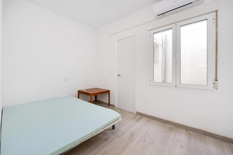2 slaapkamer Tweezijdig Te koop