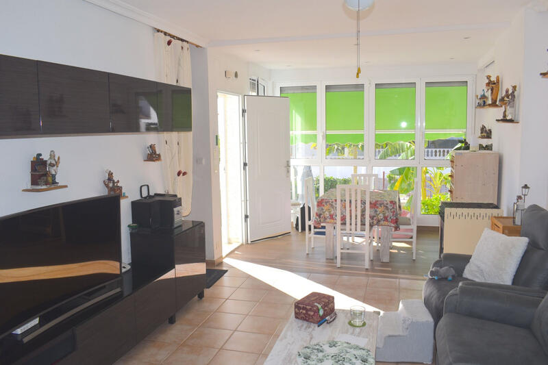 4 Cuarto Villa en venta