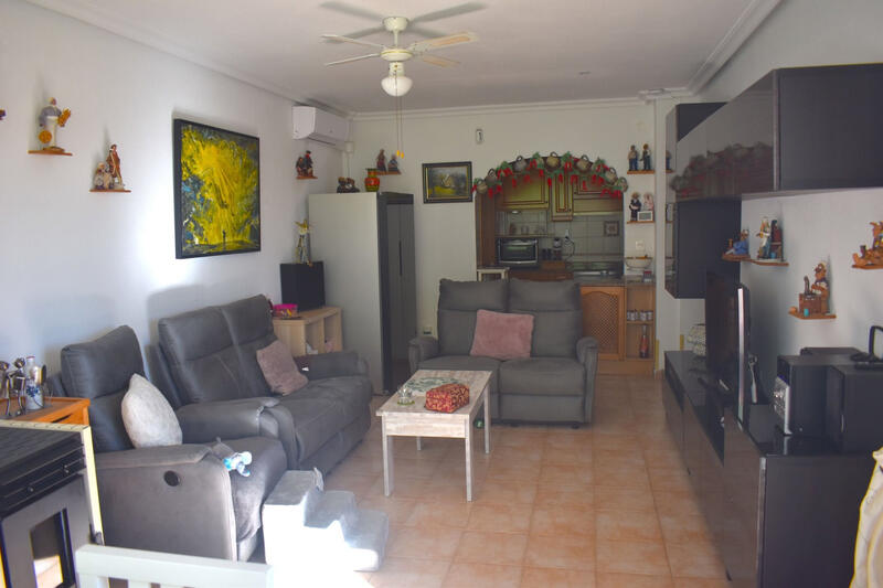 4 Cuarto Villa en venta