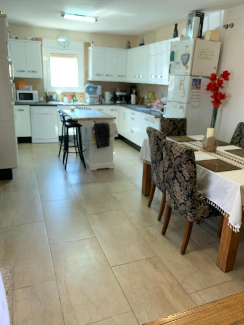 6 Schlafzimmer Villa zu verkaufen