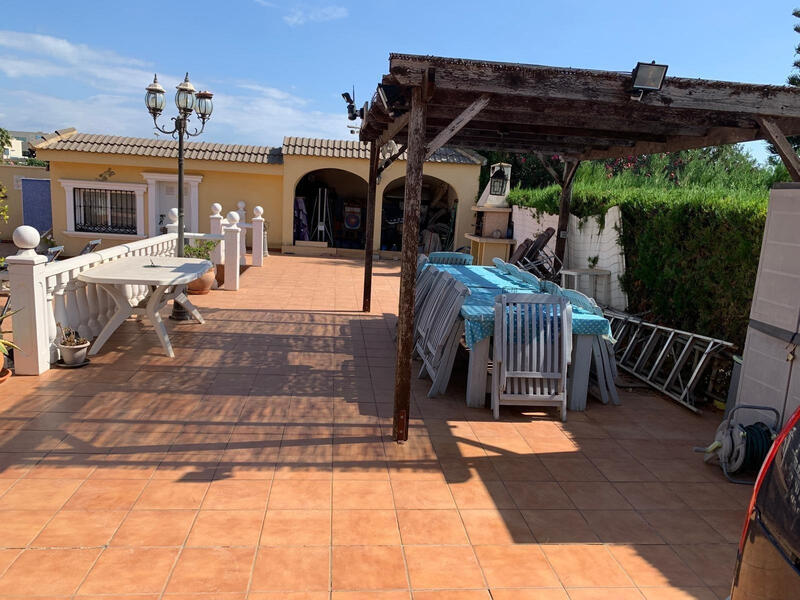 6 Schlafzimmer Villa zu verkaufen