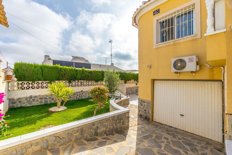 4 bedroom Villa for sale