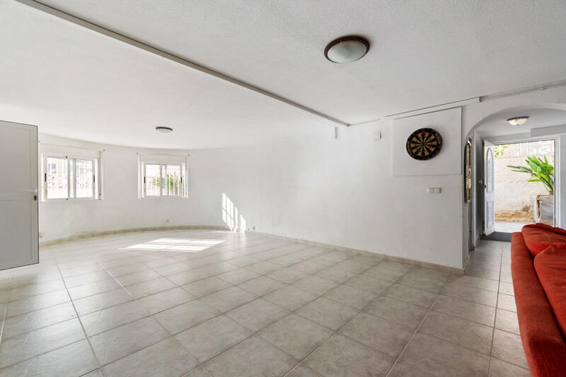 4 bedroom Villa for sale