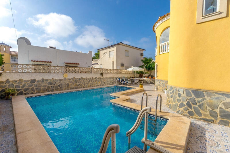 4 bedroom Villa for sale