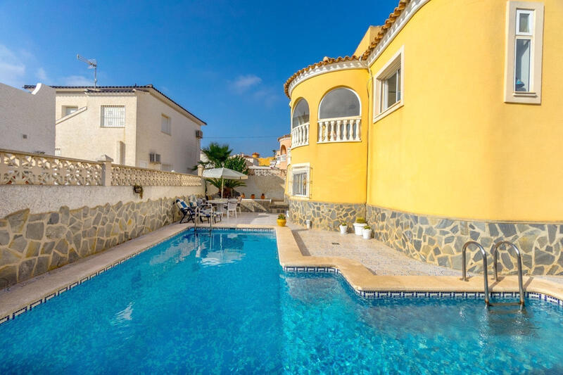 4 bedroom Villa for sale