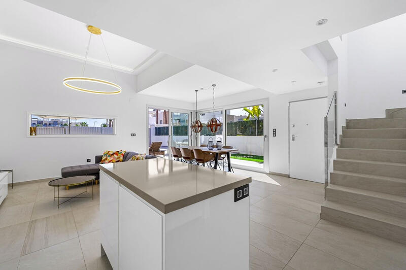 3 slaapkamer Villa Te koop