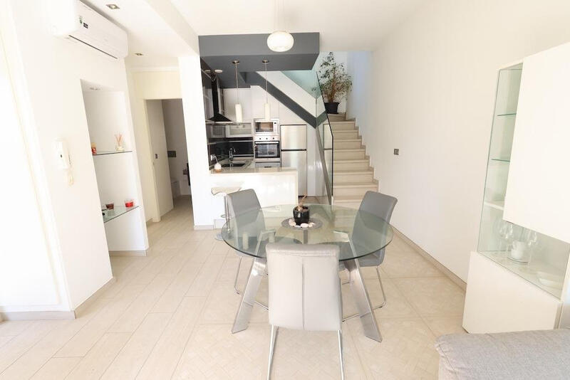 2 Schlafzimmer Stadthaus zu verkaufen