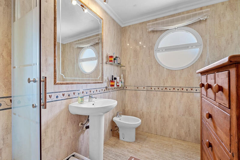 2 slaapkamer Appartement Te koop