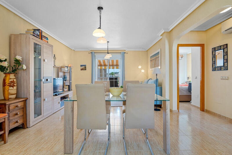 2 slaapkamer Appartement Te koop