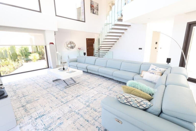 5 slaapkamer Villa Te koop