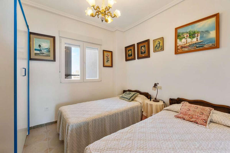 2 slaapkamer Appartement Te koop