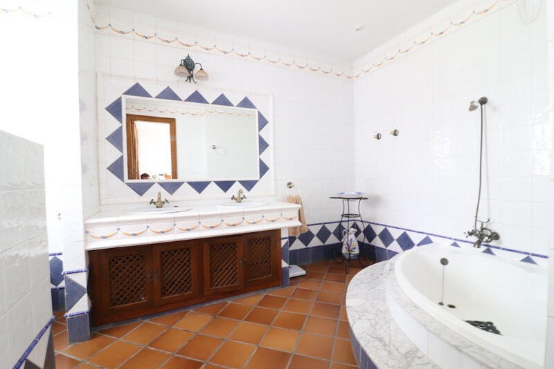 4 slaapkamer Villa Te koop