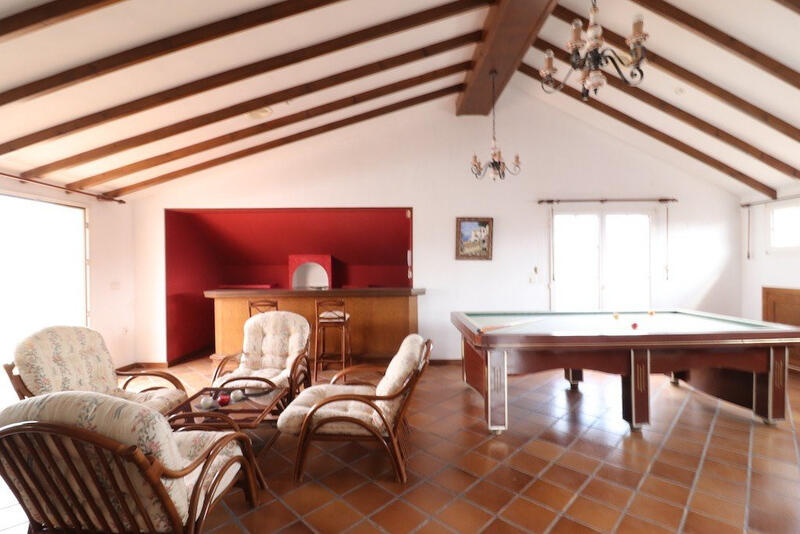 4 slaapkamer Villa Te koop