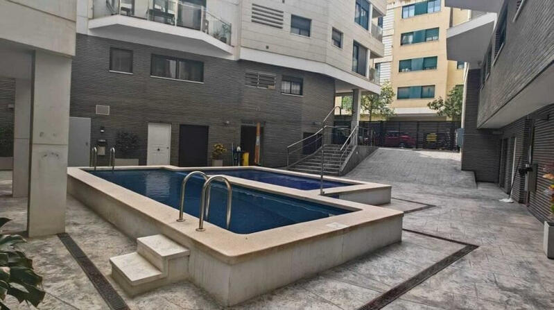 2 slaapkamer Appartement Te koop