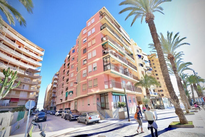 Leilighet til salgs i Torrevieja, Alicante