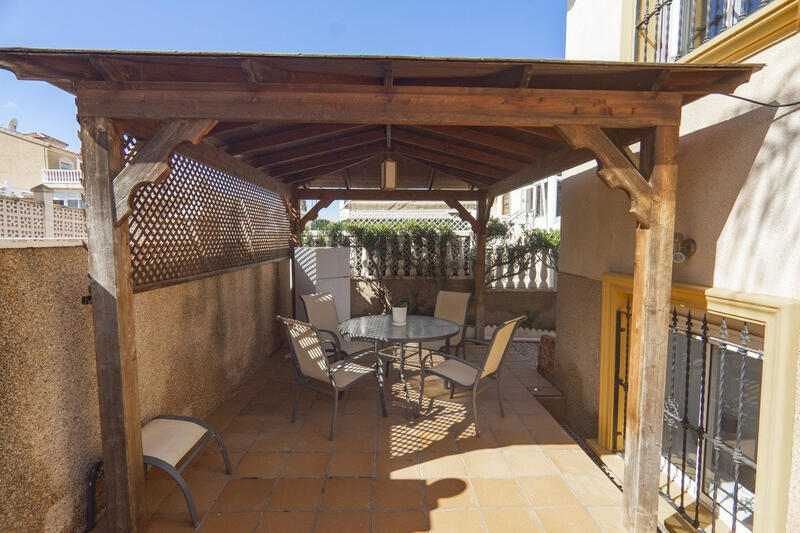 4 slaapkamer Villa Te koop