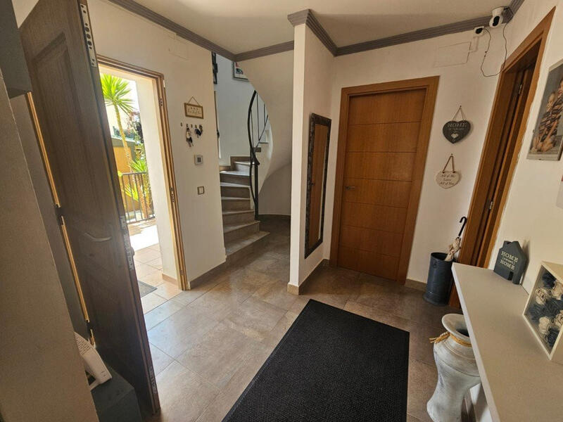 3 Cuarto Villa en venta