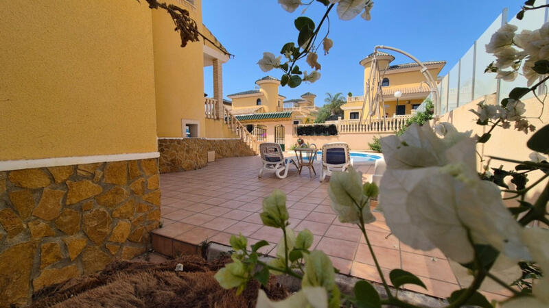 3 slaapkamer Villa Te koop