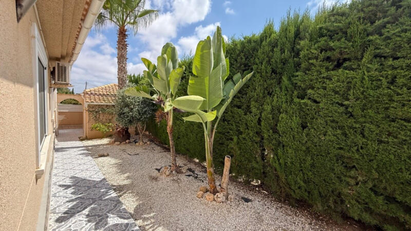 Villa till salu i Torrevieja, Alicante