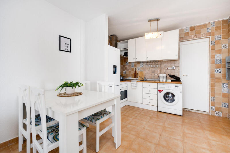 2 slaapkamer Gezinswoning Te koop