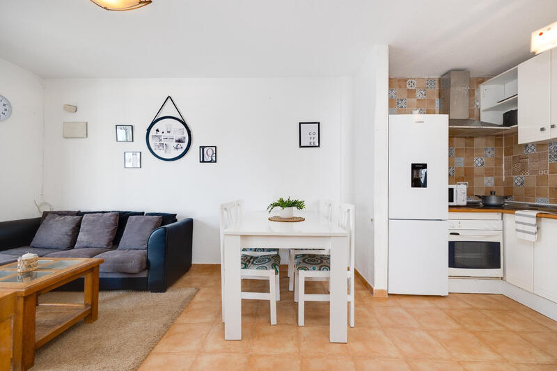 2 slaapkamer Gezinswoning Te koop