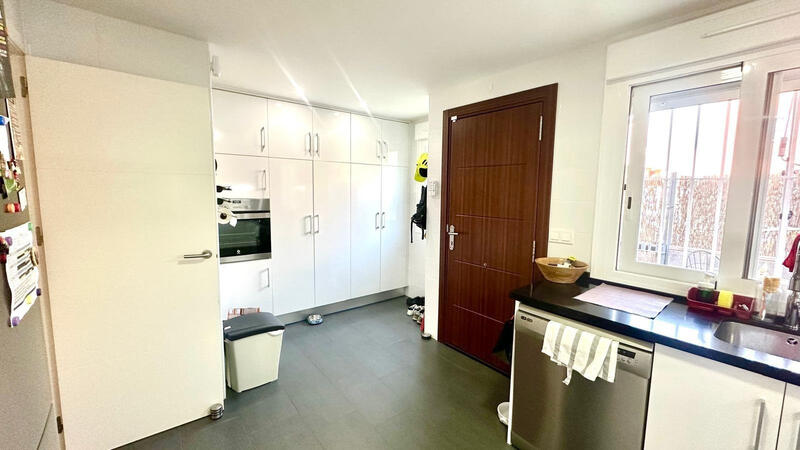 2 sovrum Radhus till salu