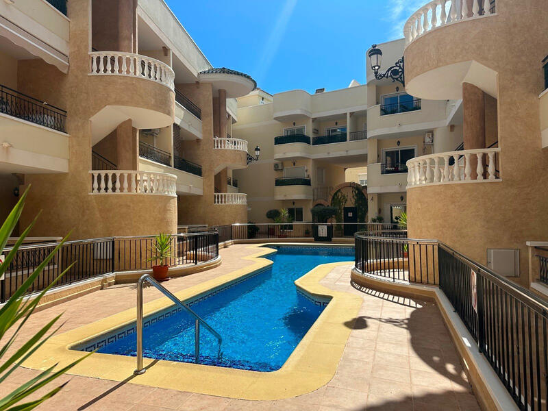 Leilighet til salgs i Jacarilla, Alicante
