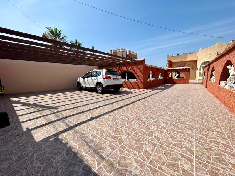 3 slaapkamer Villa Te koop