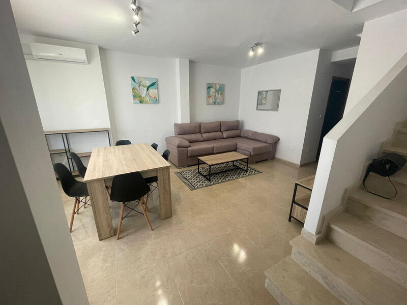 3 sovrum Radhus till salu