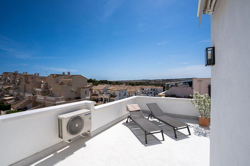 2 bedroom Villa for sale