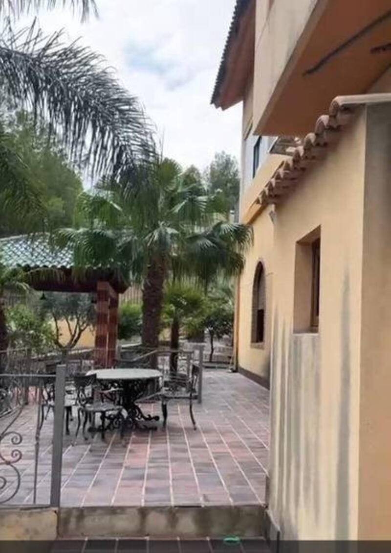 6 soveværelse Villa til salg