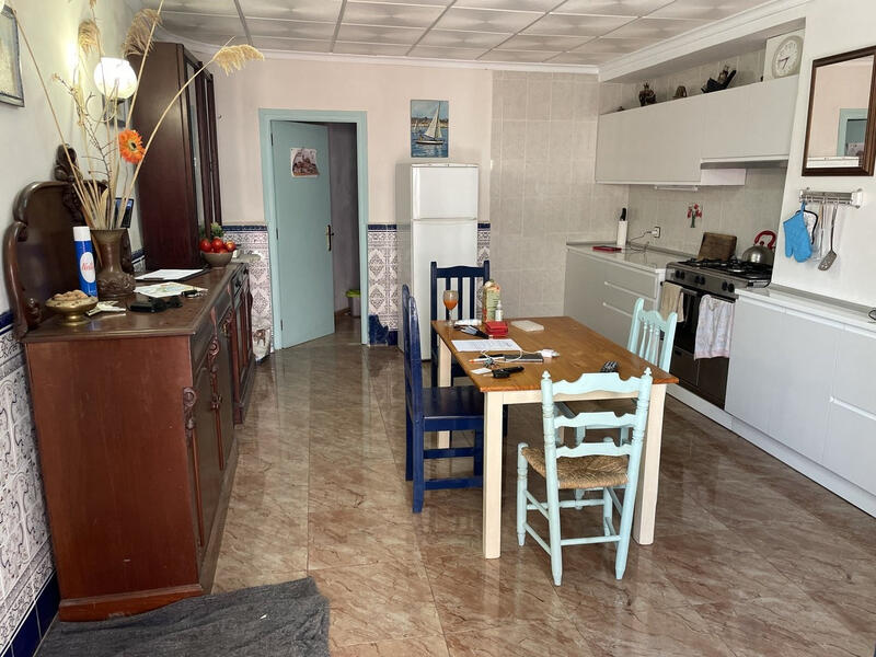 3 спальная комната дуплекс продается