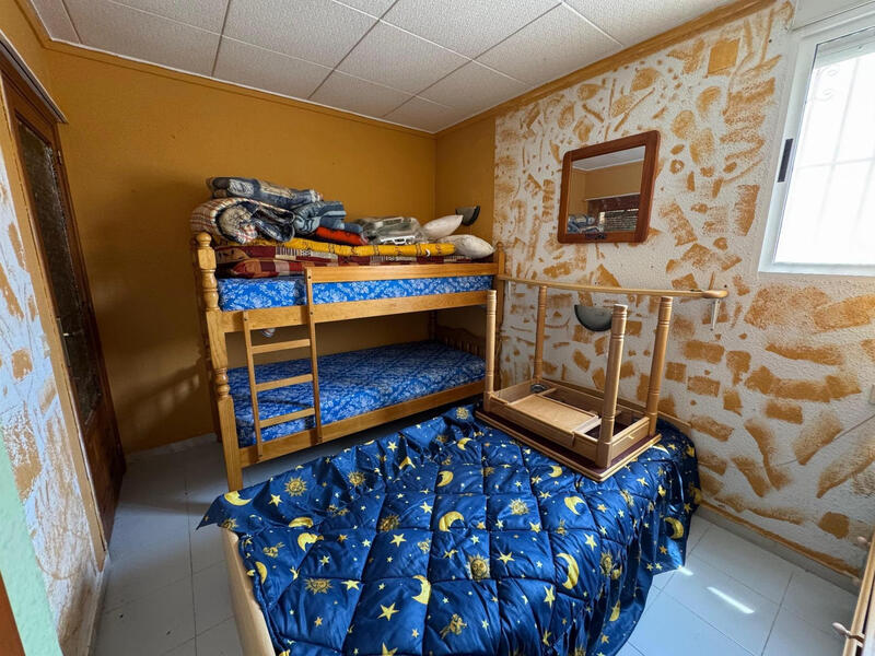 2 Cuarto Villa en venta
