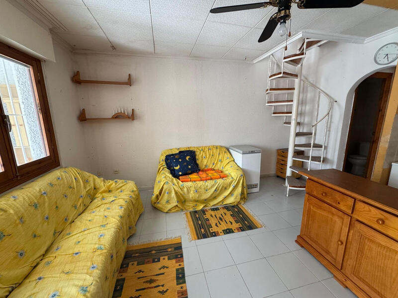 2 Cuarto Villa en venta