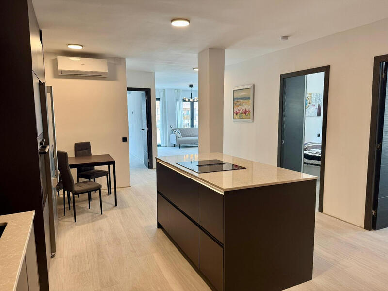квартира продается в Torrevieja, Alicante